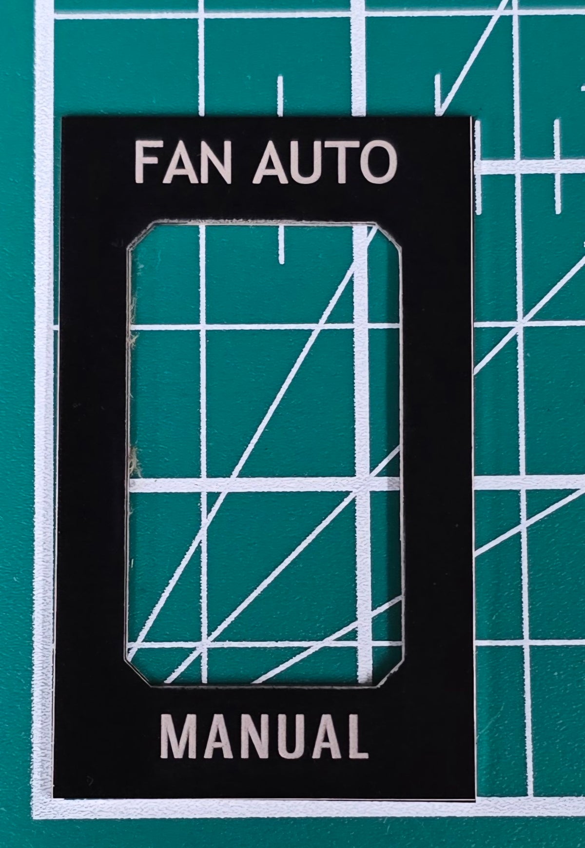 Kenworth Rocker Switch Fan Auto Manual Plate – Anodized Aluminum Dash Tag